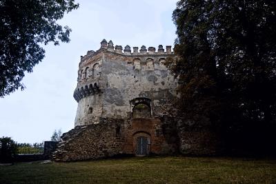 Круглая башня Острожского замка
